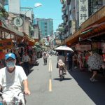 Simple Ways to Avoid Overspending During Group Shopping