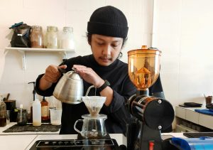 Exploring the World of Specialty Coffee Grinders and Makers