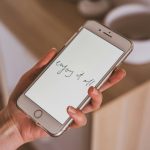 Simple Ways to Connect with Other Travelers While On the Road