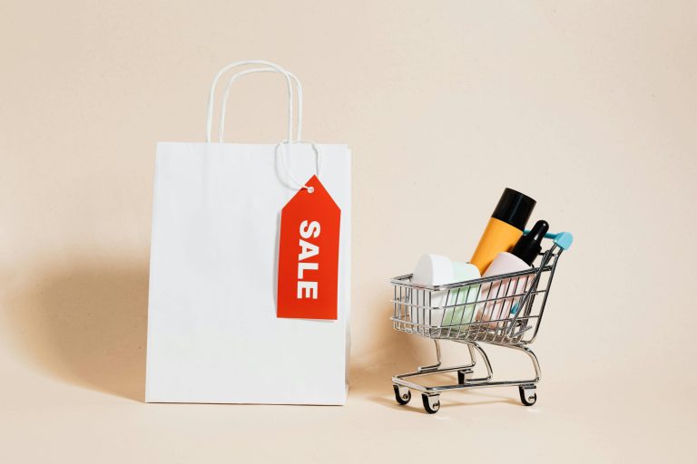 The Essential Tools for Comparing Online Retailers