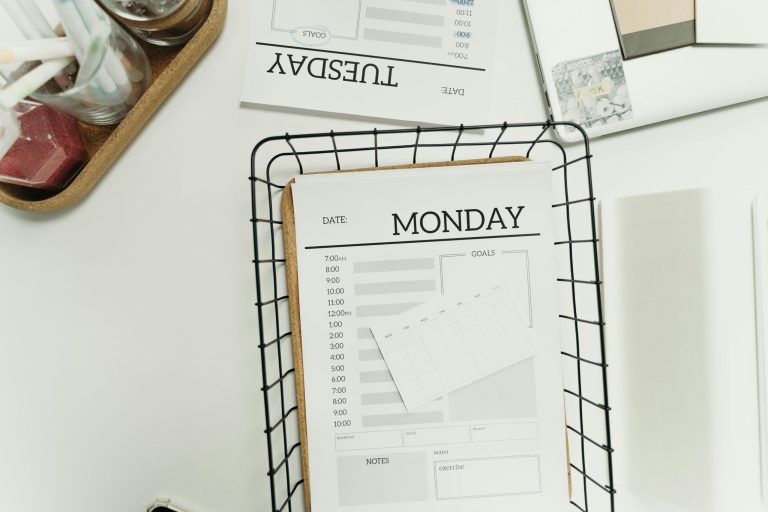 Mastering Time Management: Balancing Academics and Extracurriculars