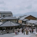 How to Find the Quietest Spots in Crowded Tourist Areas