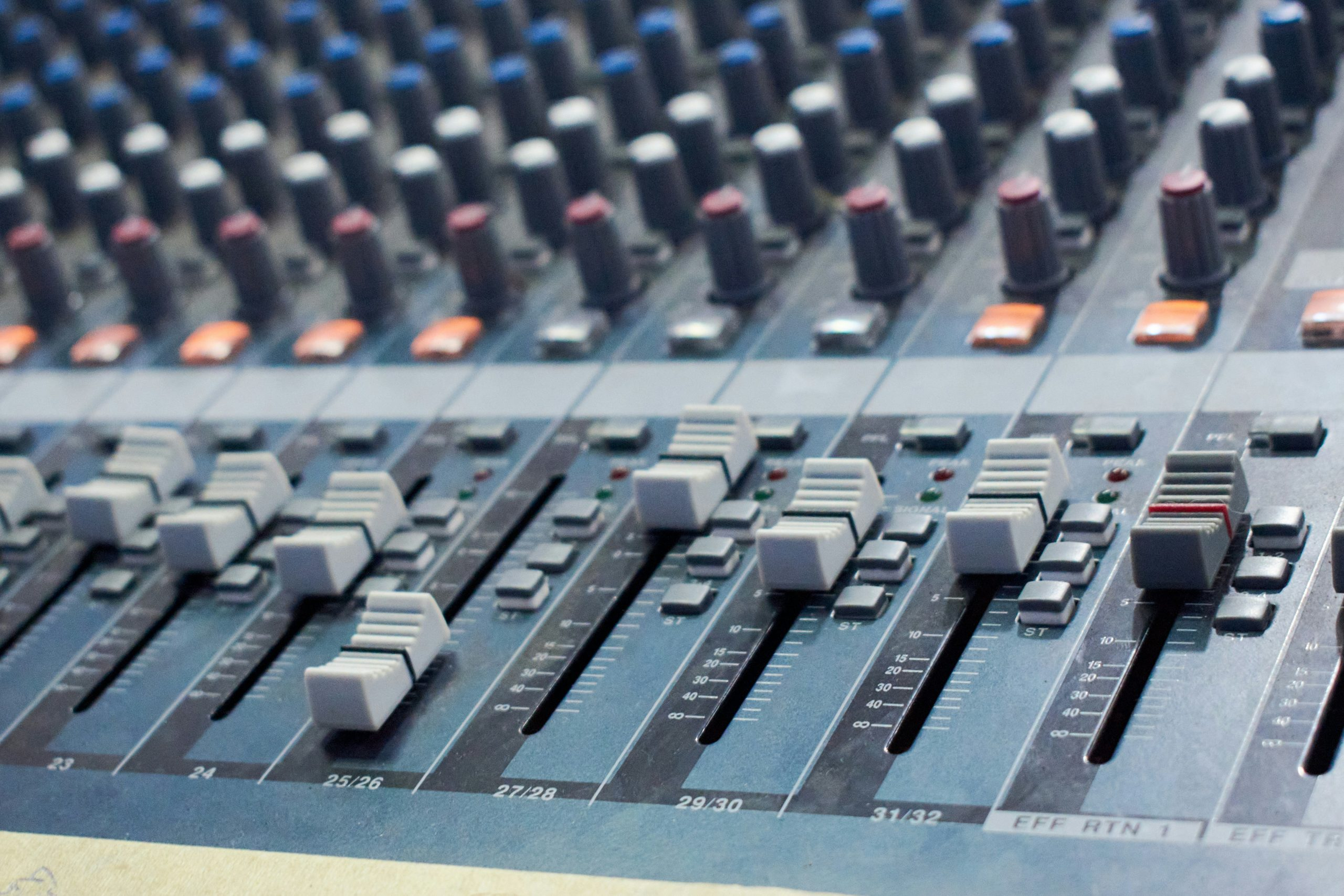 Investing in Sound Quality: Choosing Premium Audio Equipment